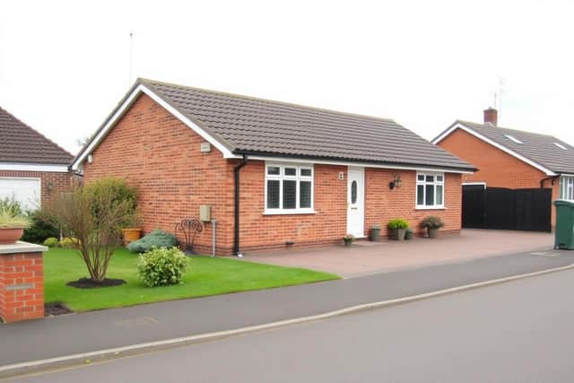 4 bedroom bungalow, Riverside Walk, Bath
